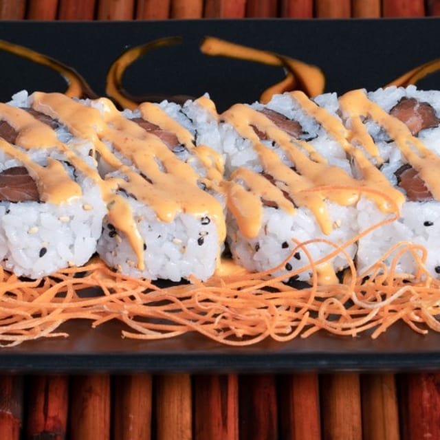 Spicy Tuna or Spicy Salmon Roll.