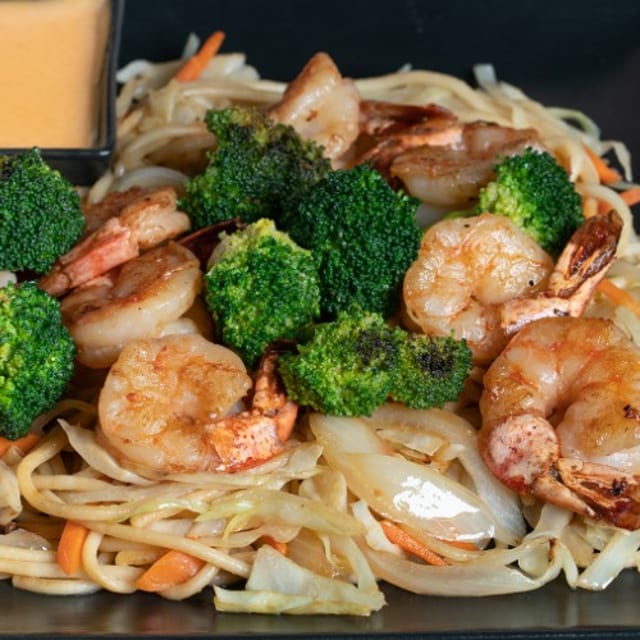 Noodle Jumbo Shrimp & Scallops.